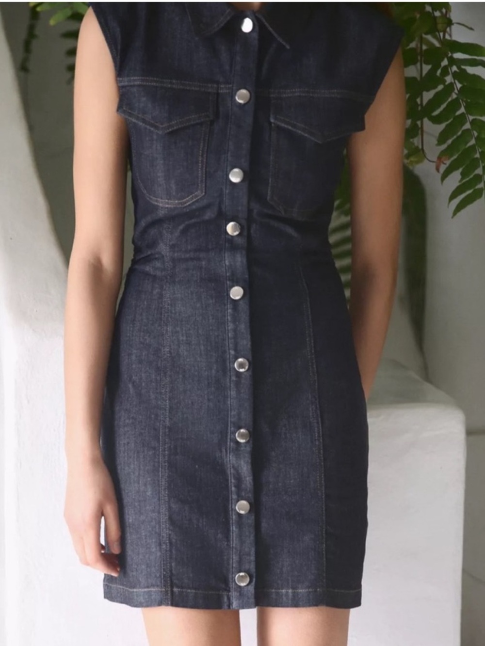 Like New Zara Sleeveless Dark Denim Button-Front Dress - Picture 5 of 6